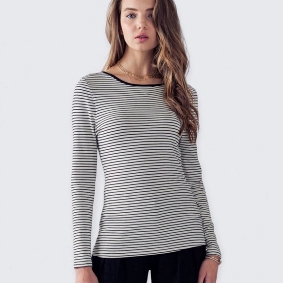 NWT Back Scoop neck long sleeve shirt - Picture 2 of 9